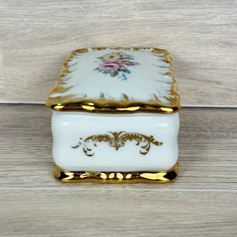 Kleiber Germany Trinket Dish + Lid 22 Karat Gold Bavaria Porcelain Box Floral